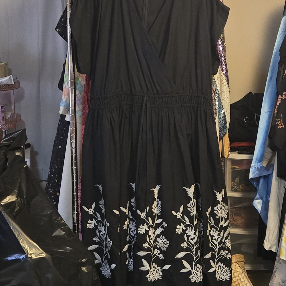 Elegant Black Floral Dress